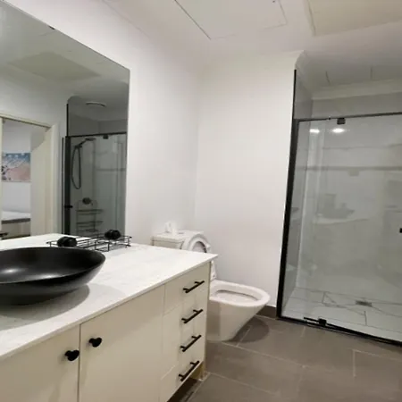 Spacious With A Large Pool Close To The Beach, Ac, Wifi شقة *